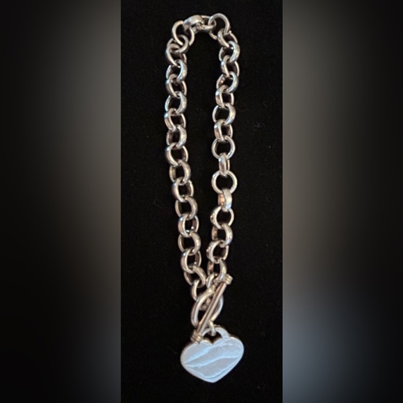 Sterling Silver Heart Toggle Link Bracelet 9 inches - Picture 1 of 4